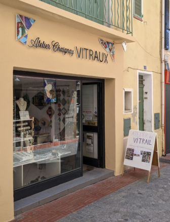 Façade de l'Atelier Chaignay à Sanary-sur-Mer